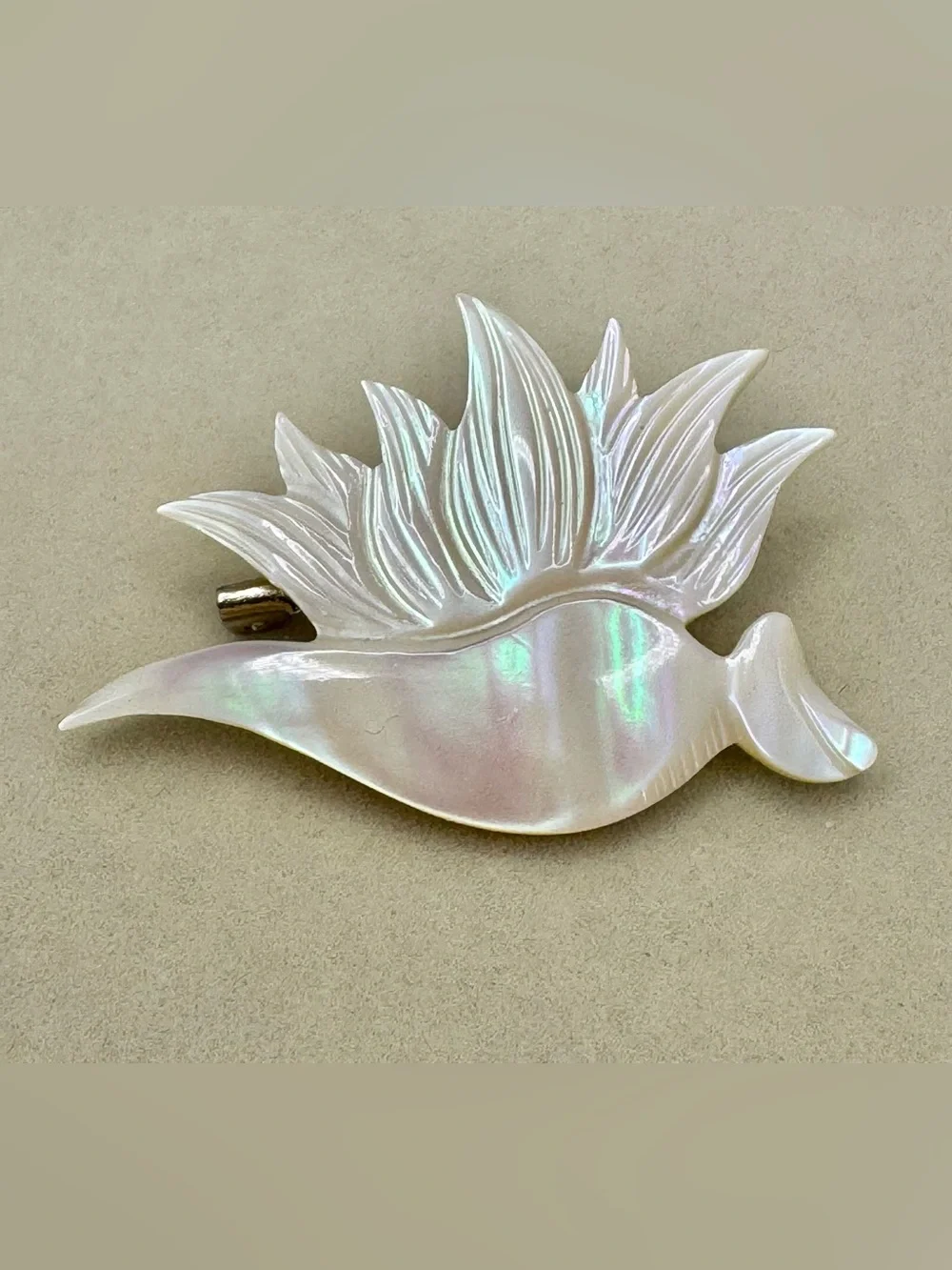 Vintage Mother of Pearl Peace Dove Bird Pin Brooch